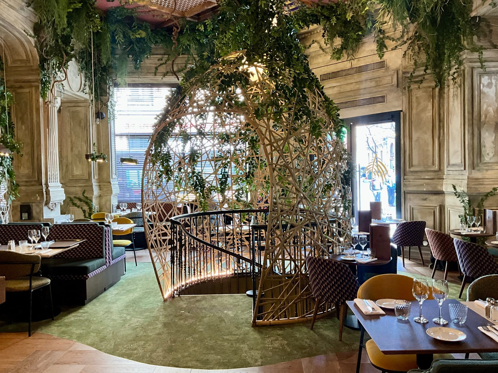 Restaurant Maison Gloria Lyon - Cocons en bambou