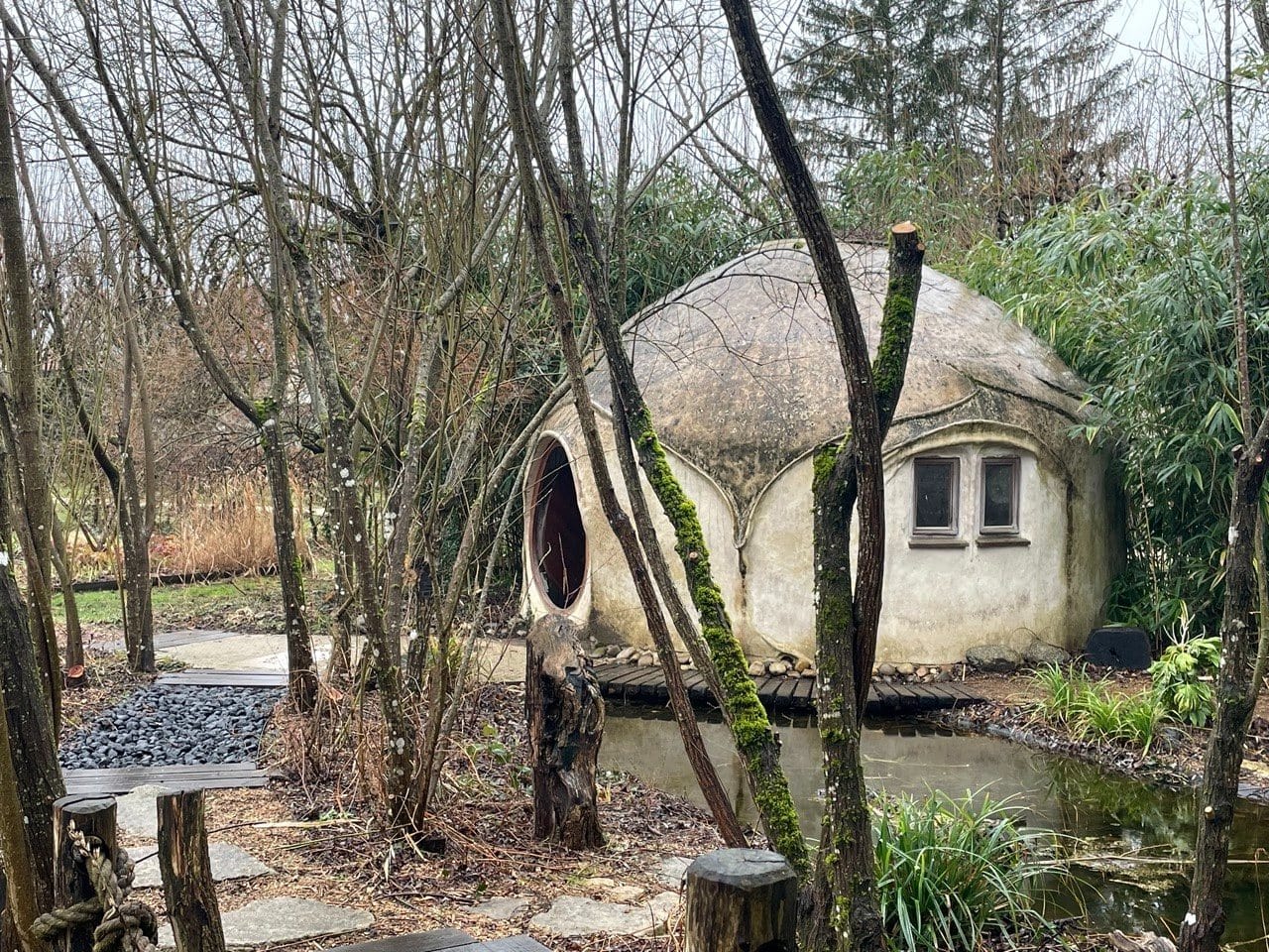 Kerterre ossature bambou – 8 ans en extérieur